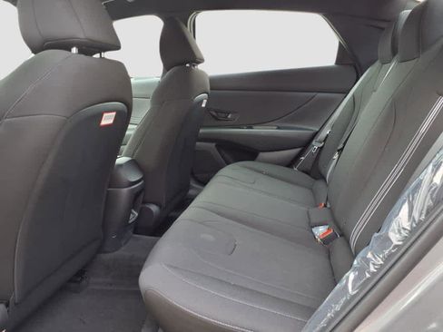 New 2025 Hyundai Elantra Sport image 11