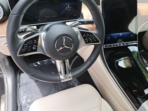 Certified 2025 Mercedes-Benz GLC 350e 4MATIC image 18