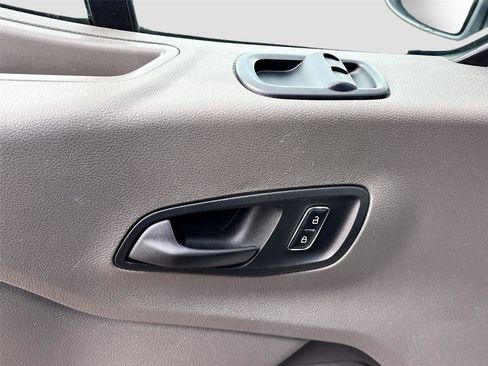 Used 2024 Ford Transit 350 XLT image 18