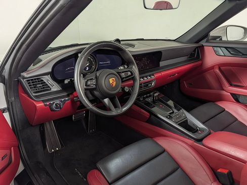 Certified 2023 Porsche 911 Carrera GTS RWD image 4