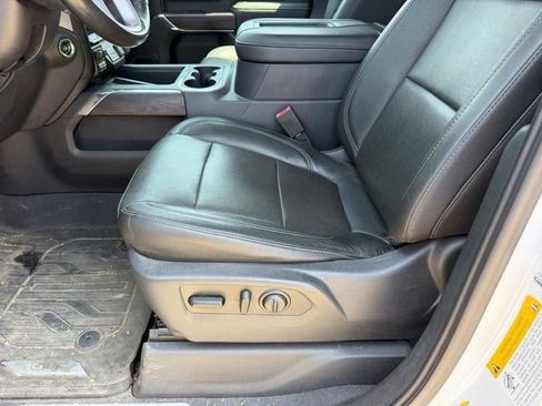 Used 2019 GMC Sierra 1500 SLT w/ SLT Premium Package image 18