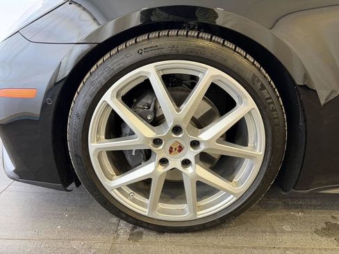 Certified 2025 Porsche Panamera 4 image 10