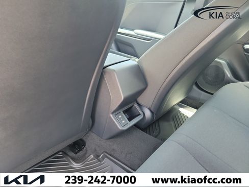 New 2026 Kia K4 FWD image 12
