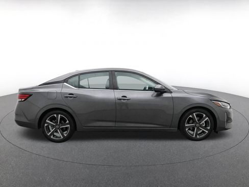 Used 2025 Nissan Sentra SV FWD image 20