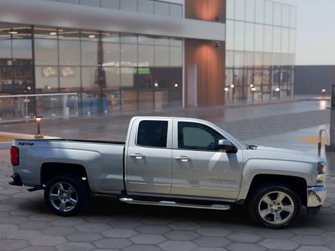 Used 2018 Chevrolet Silverado 1500 LT w/ All Star Edition AWD/4WD image 7