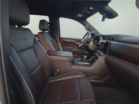 Used 2024 GMC Sierra 1500 Denali w/ Technology Package image 12