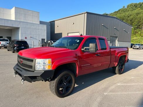 Used 2013 Chevrolet Silverado 1500 LT w/ All-Star Edition AWD/4WD image 1