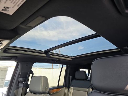 New 2026 GMC Yukon XL Denali w/ Sun & Power Step Package AWD/4WD image 25