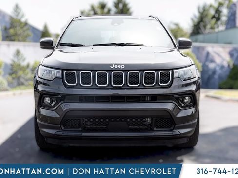 Used 2024 Jeep Compass Limited AWD/4WD image 26