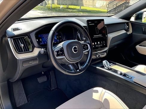 Used 2026 Volvo XC60 B5 Plus AWD/4WD image 17