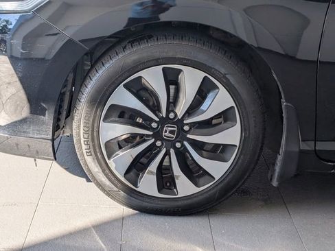 Used 2015 Honda Accord Hybrid Sedan image 4