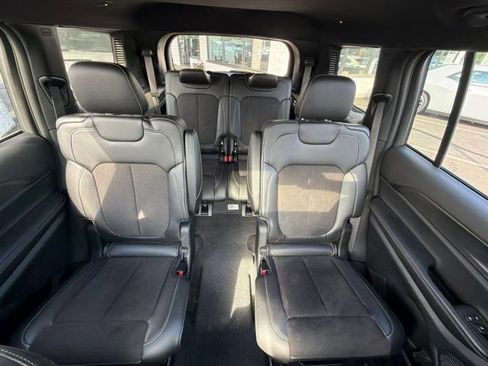 Used 2023 Jeep Grand Cherokee L Laredo AWD/4WD image 16