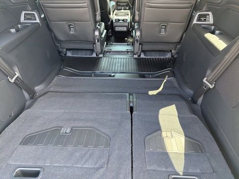 Used 2026 Honda Odyssey Touring image 12