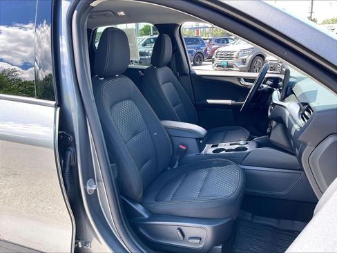 Used 2025 Ford Escape Active w/ Active Premium Tech Pack AWD/4WD image 10
