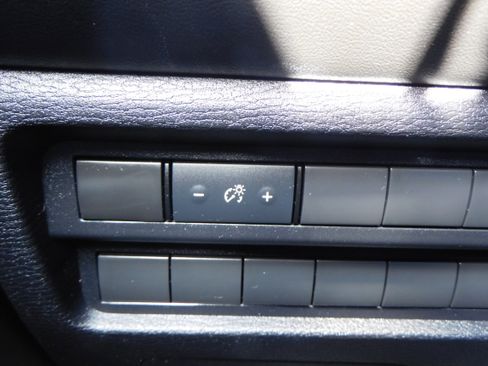 Used 2022 Mitsubishi Outlander ES image 14