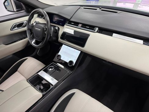 Used 2019 Land Rover Range Rover Velar R-Dynamic SE AWD/4WD image 26
