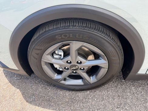 Used 2025 Kia K4 FWD image 29