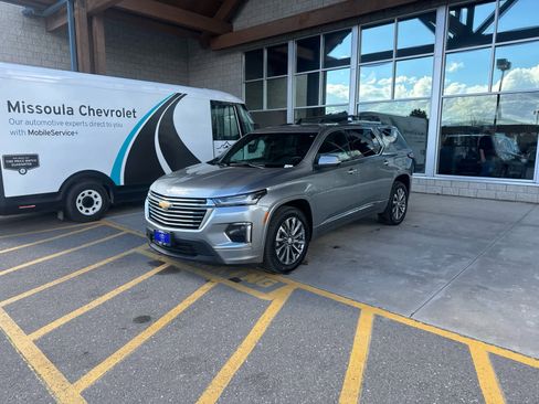 Certified 2023 Chevrolet Traverse Premier AWD/4WD image 1