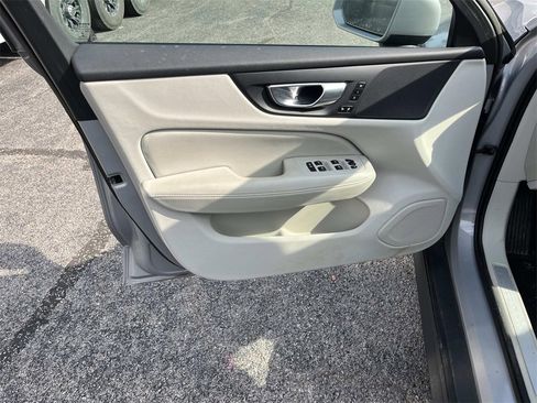 Used 2023 Volvo V60 B5 Cross Country Plus w/ Protection Package Premier image 20