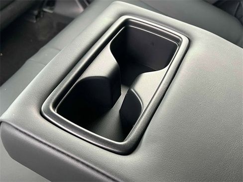 Certified 2024 Toyota Venza XLE image 16