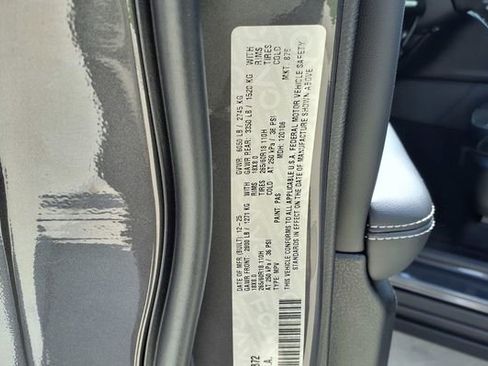 Used 2025 Jeep Grand Cherokee Altitude image 35