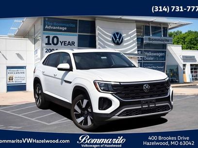 Certified 2024 Volkswagen Atlas Cross Sport SE w/ Panoramic Sunroof Package