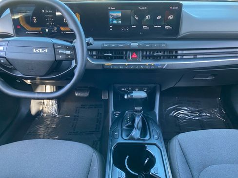 Used 2025 Kia K4 FWD image 11