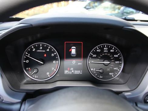 Certified 2024 Subaru Crosstrek 2.0i Premium image 22