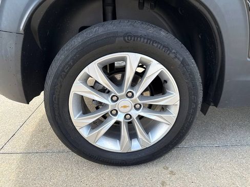 Used 2021 Chevrolet TrailBlazer LS w/ LPO, Blackout Package FWD image 44