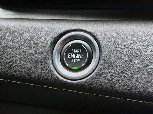 Used 2022 Cadillac Escalade Luxury RWD image 37
