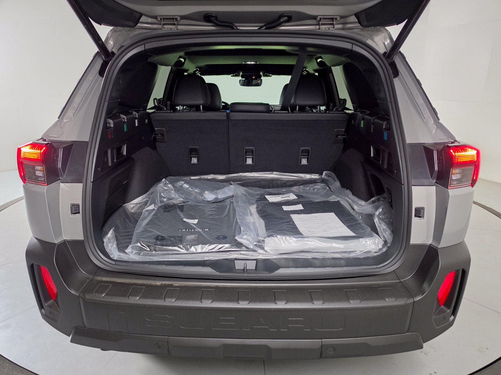 New 2026 Subaru Outback Limited w/ Premium/Limited Package 2 AWD/4WD image 16