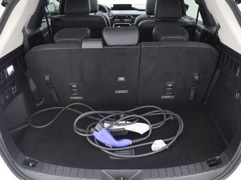 Used 2024 MAZDA CX-90 Plug-In Hybrid w/ Premium Pkg image 33