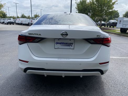 Used 2022 Nissan Sentra SV w/ Trunk Package FWD image 8
