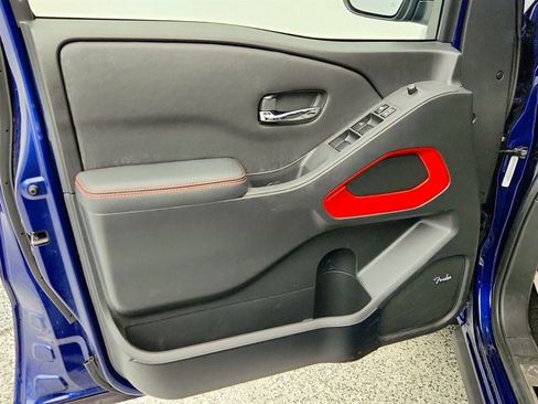 Used 2023 Nissan Frontier PRO-4X w/ Pro Convenience Package image 10