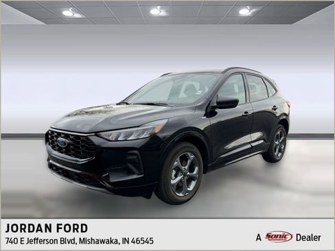 Used 2023 Ford Escape ST-Line AWD/4WD image 1