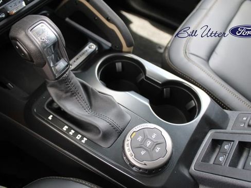 New 2026 Ford Bronco Badlands AWD/4WD image 13