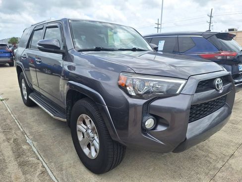 Used 2016 Toyota 4Runner SR5 Premium RWD image 3