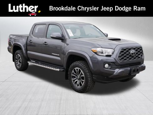 Used 2020 Toyota Tacoma TRD Sport AWD/4WD image 1
