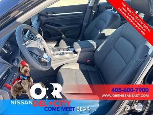 New 2025 Nissan Altima 2.5 SL image 15