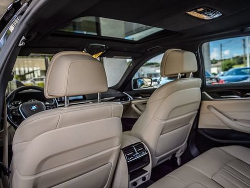 Used 2017 BMW 540i RWD image 45