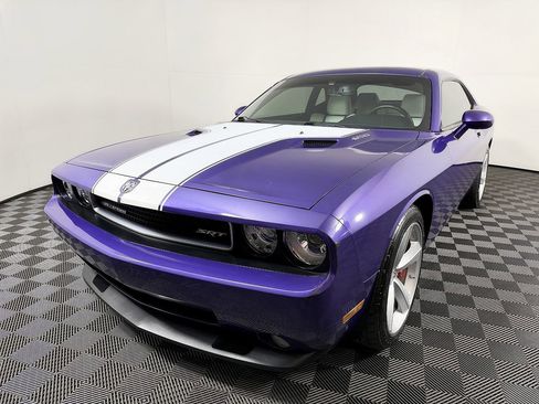 Used 2010 Dodge Challenger SRT8 w/ SRT Option Group II RWD image 4