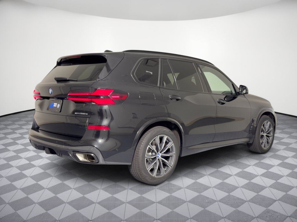 Used 2025 BMW X5 xDrive50e w/ Executive Package AWD/4WD image 9