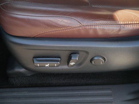 Used 2018 Toyota 4Runner Limited image 20