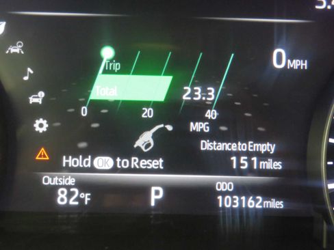 Used 2020 Toyota Highlander XLE FWD image 36