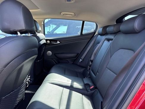 Used 2019 Kia Stinger Premium image 9