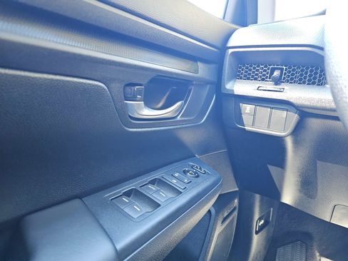 Certified 2025 Honda CR-V LX image 29