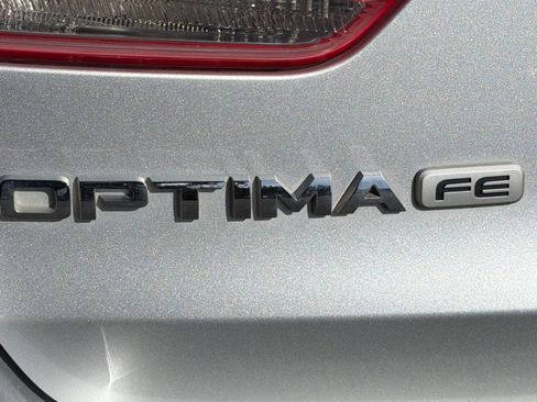 Used 2020 Kia Optima LX image 25