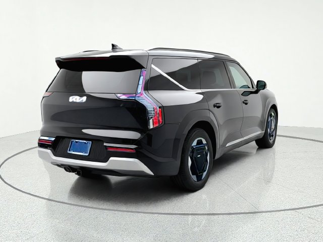 Certified 2024 Kia EV9 Land AWD/4WD image 5