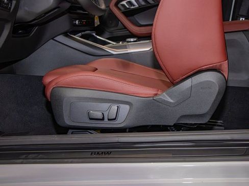 Used 2025 BMW 230i xDrive 230i xDrive w/ Convenience Package image 15