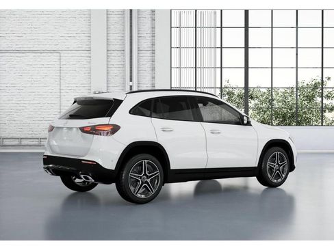 New 2026 Mercedes-Benz GLA 250 4MATIC image 20